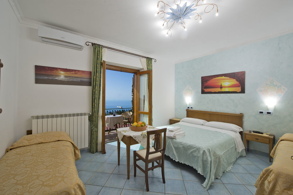 阿杰罗拉 Agriturismo Mare E Monti酒店 外观 照片
